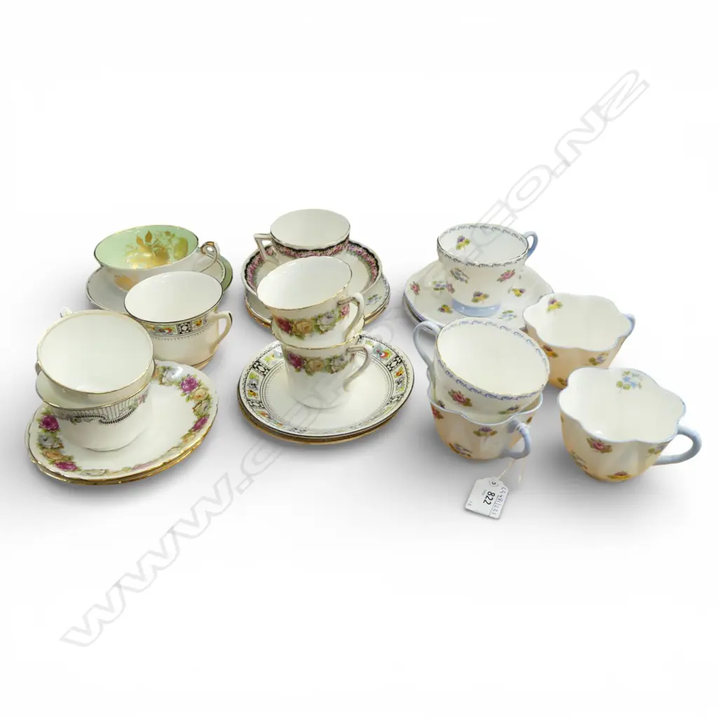 12 SHELLEY CHINA C/SS MIXED PATS Image 1++