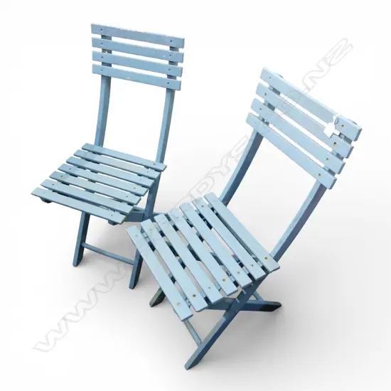PR BLUE PAINTED FOLDING CHAIRS