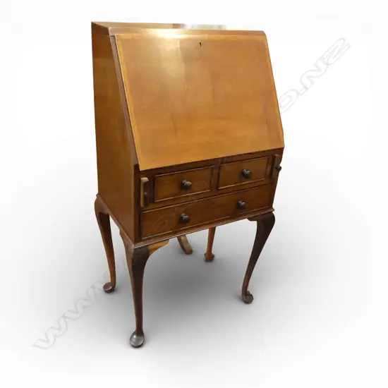 DROP FRONT DESK 570x390x1075mm