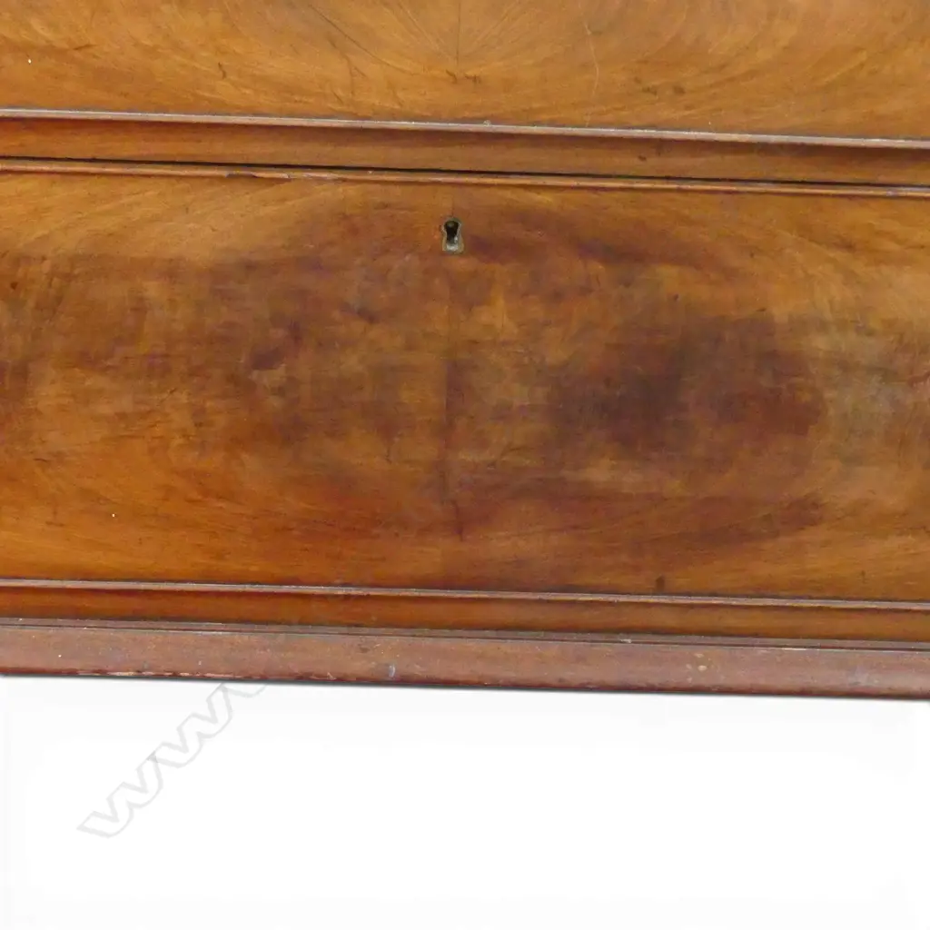 VICTORIAN MAHOGANY CHEST OF DRAWERS 1170x580x1070mm Image 1++
