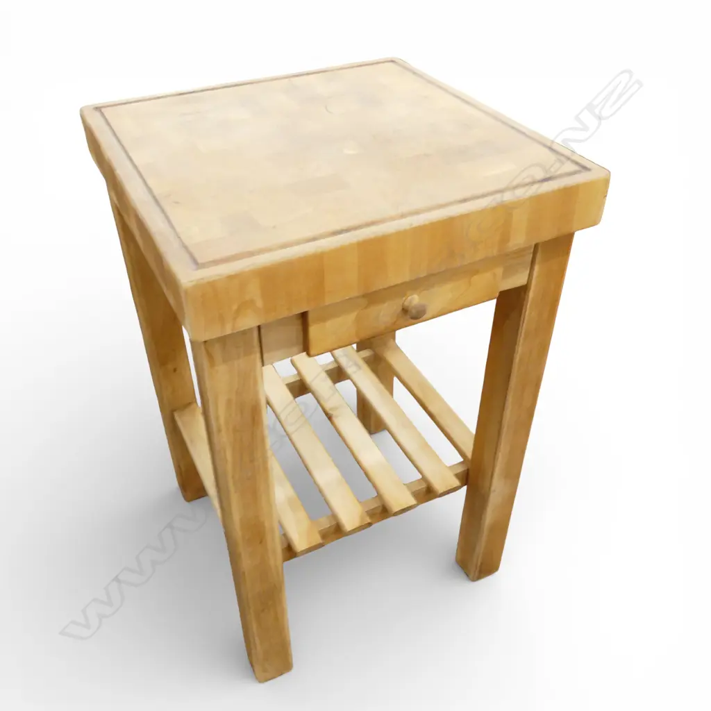 BUTCHERS BLOCK 525x525x800mm Image 1++