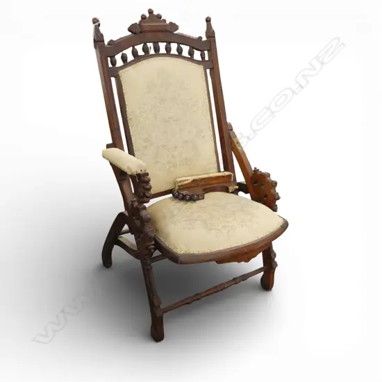 ANTIQUE FOLDING CHAIR, FAULTS