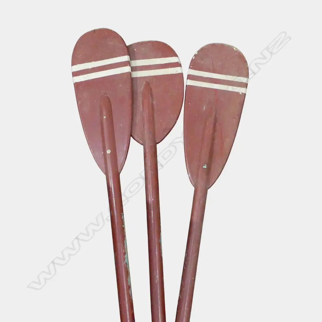 3 RED PAINTED WOODEN OARS (PR+1) L.1430mm Image 1++