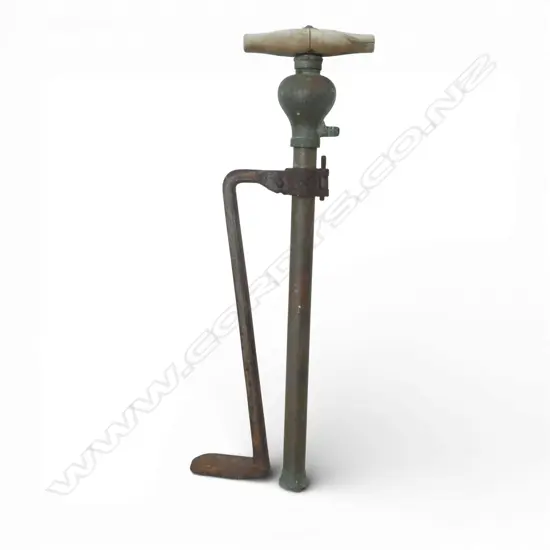 ANTIQUE 'SUCCESS' HAND PUMP H.560mm
