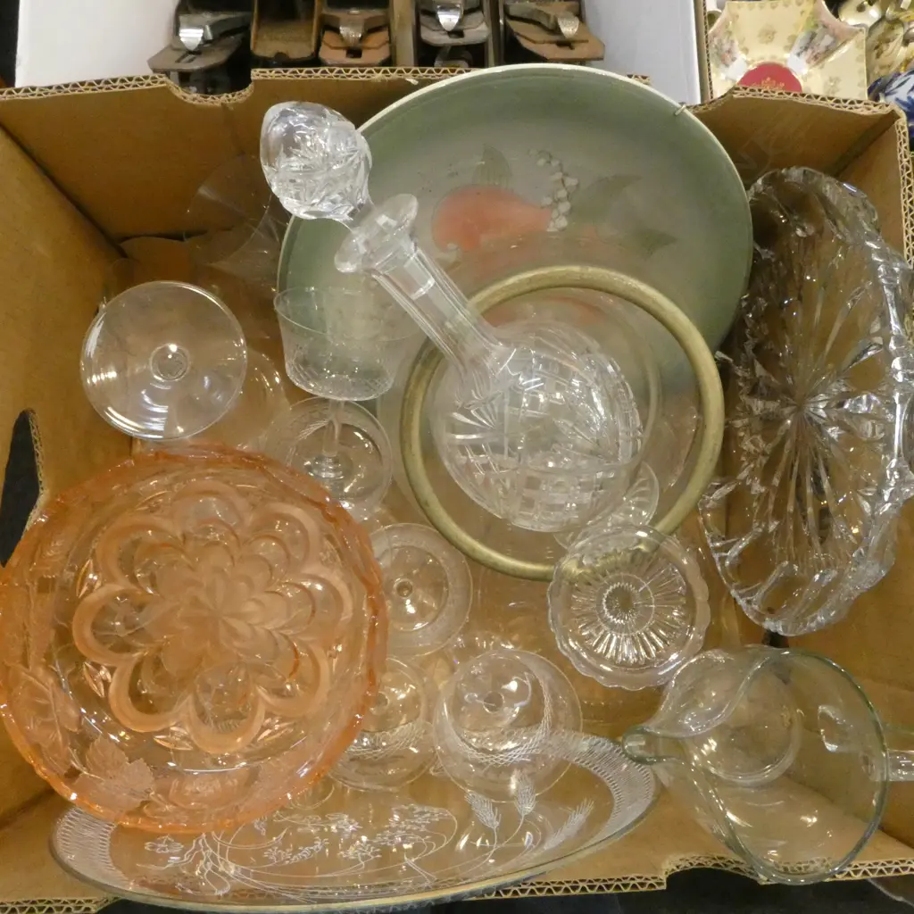 ASST. GLASS/CRYSTAL WARE  Image 1++