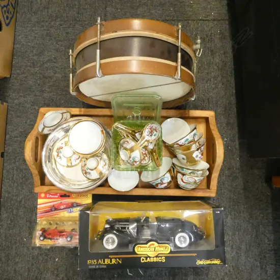 VINTAGE DRUM, TRAY, 2 BOXED MODEL CARS, etc