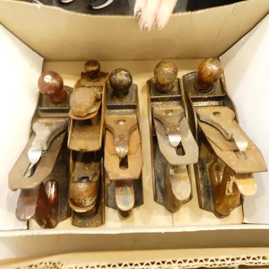 6 WOODWORKING PLANES