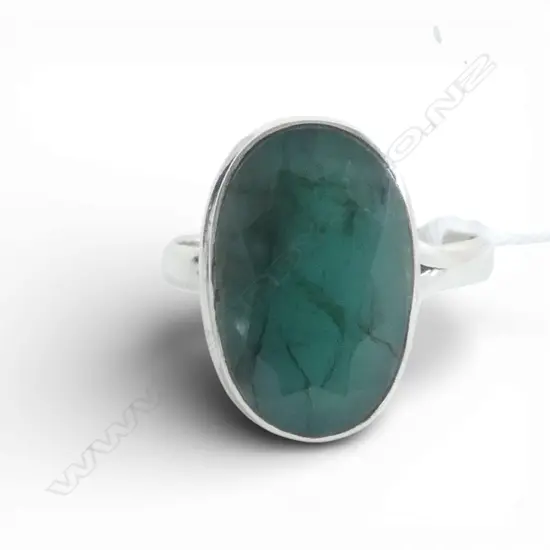 SILVER & EMERALD TREATED ? RING SIZE Q