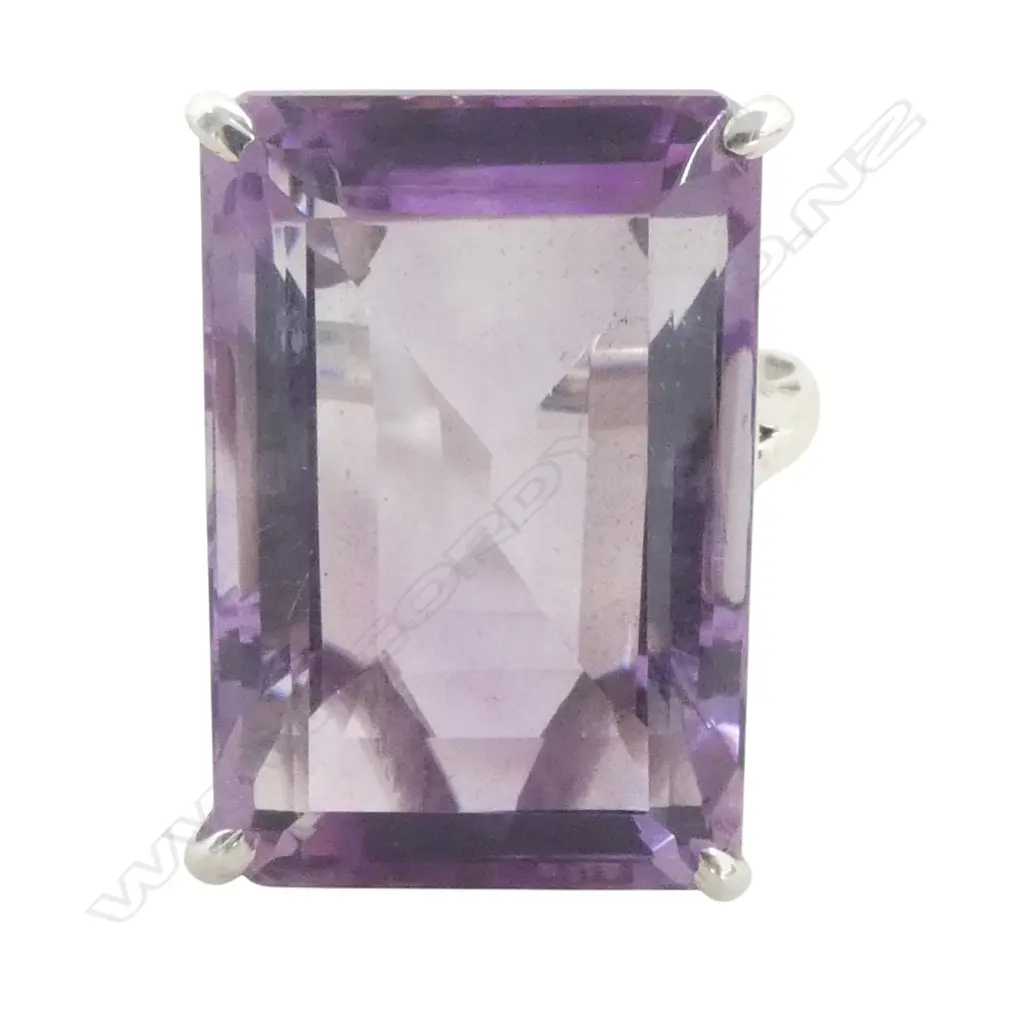LRG SILVER & AMETHYST RING SIZE Q Image 1++