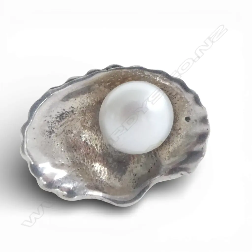 STG SILVER PEARL & SCALLOP SHELL RING  SIZE P-Q Image 1++