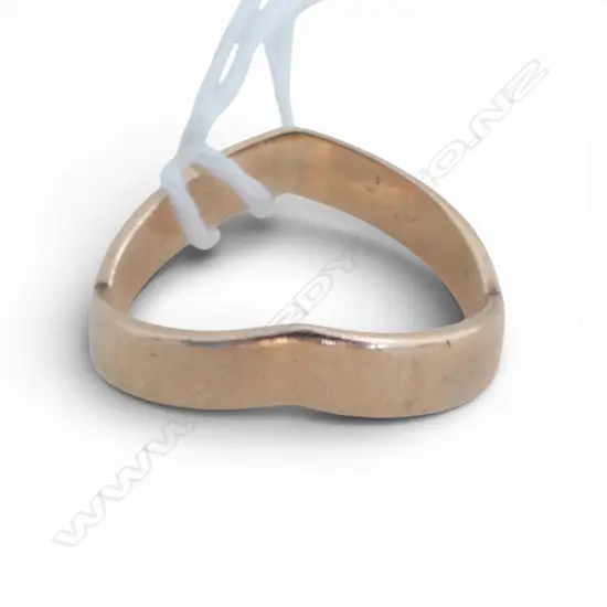 9ct ROSE GOLD V-shaped BAND RING 2.82gms size P