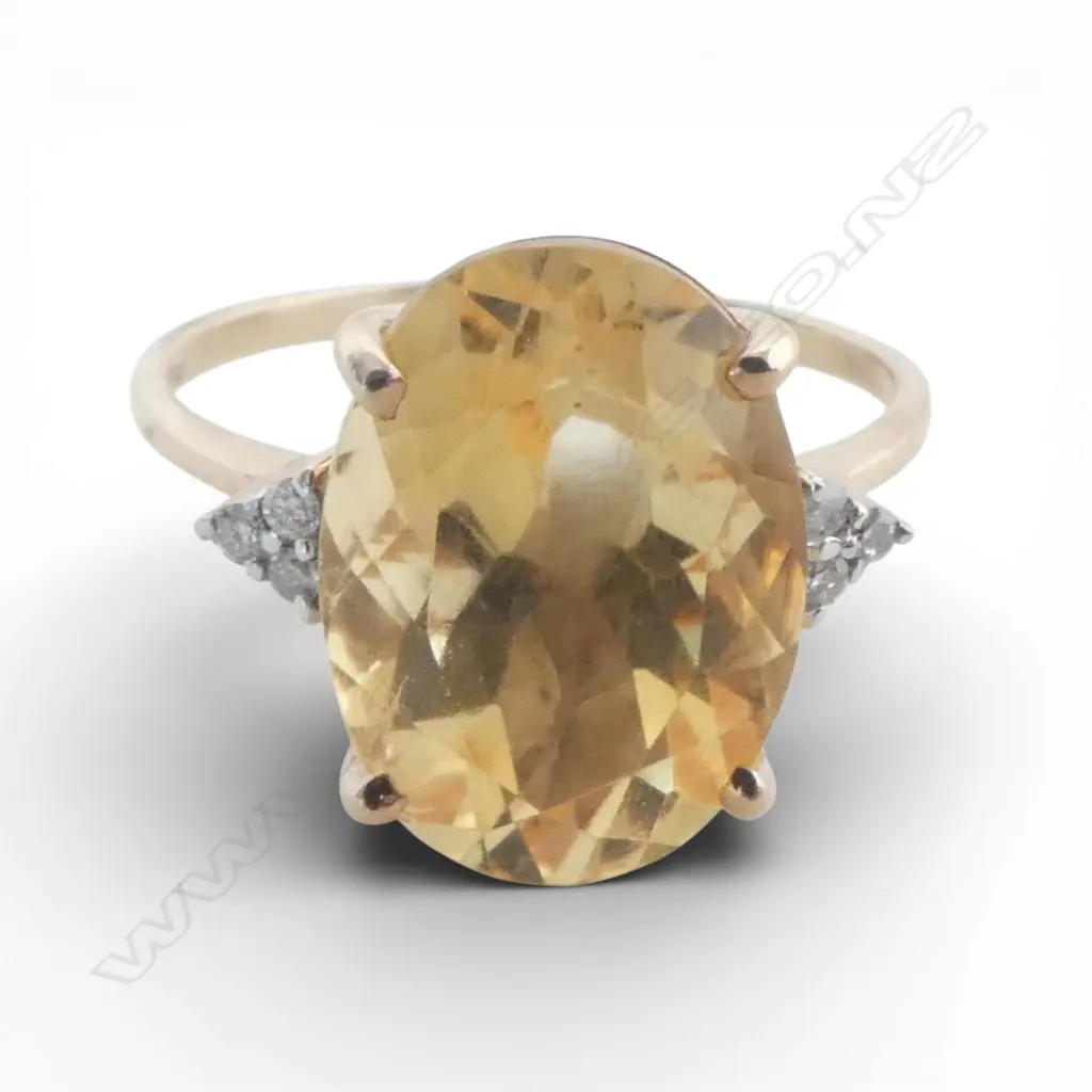 14ct OVAL CITRINE  (13x10mm) & DIAMOND DRESS RING, 3gm SIZE P1/2 Image 1++