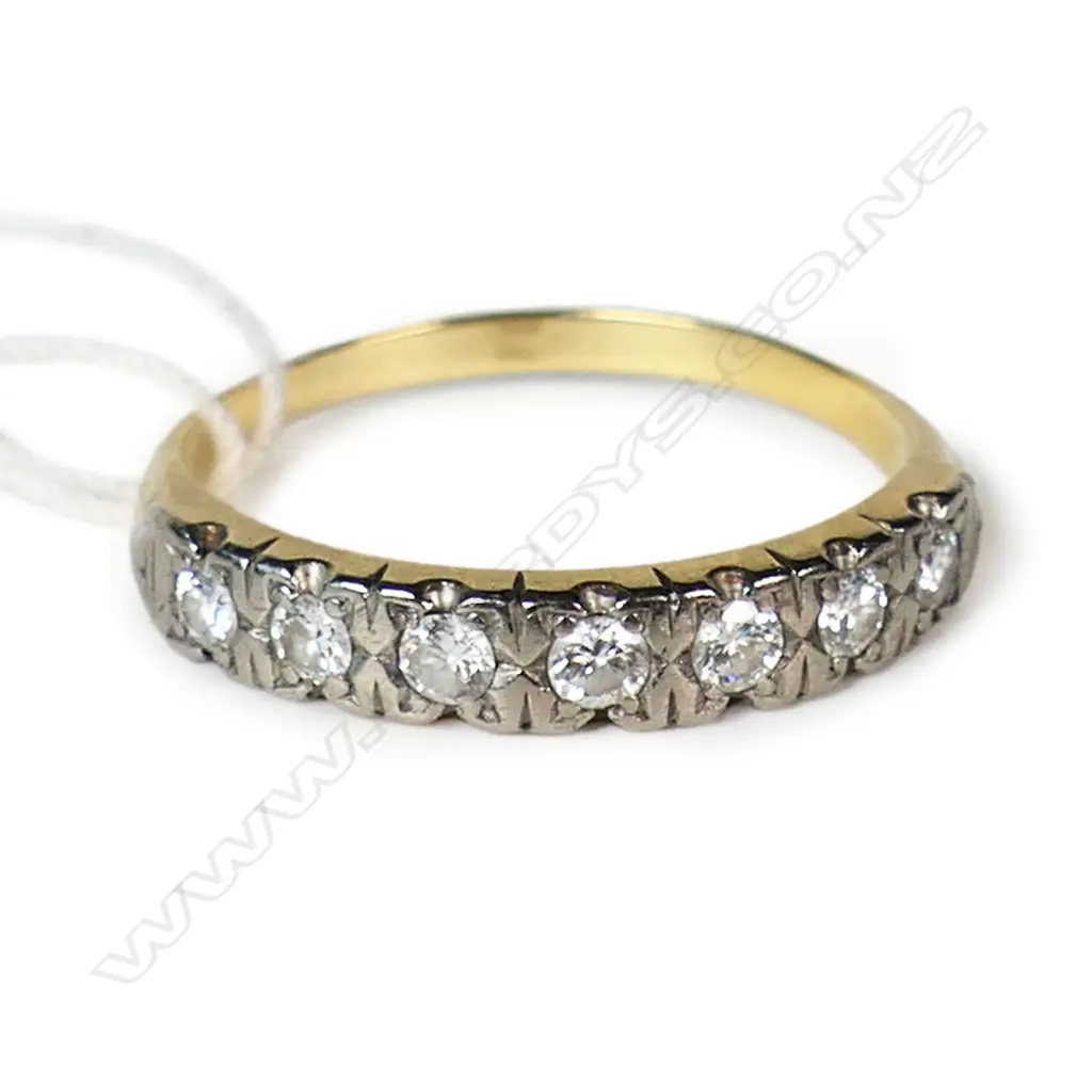 VINTAGE 18CT YELLOW GOLD 7-DIAMOND RING, SET IN PLATINUM  SHANK THINNING SIZE O Image 1++