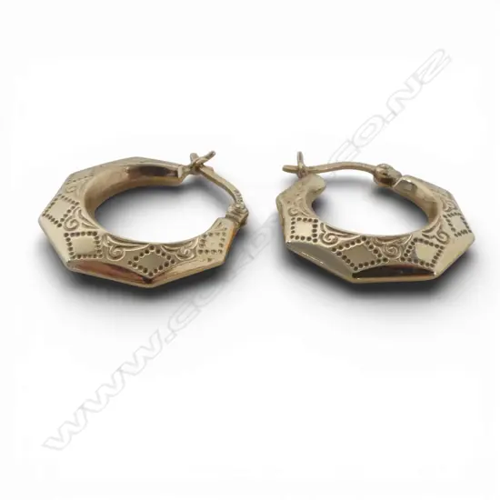 PR 9ct GOLD EARRINGS 1.58gms
