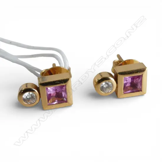 PR PINK TOURMALINE?  & DIAMOND EARRINGS stylish modern design pierced fittings
