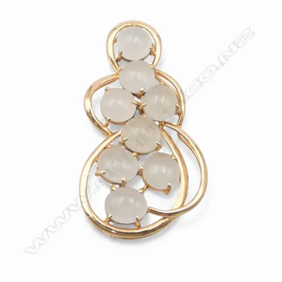 18ct GOLD & 8 MOONSTONE PENDANT 3.1gms