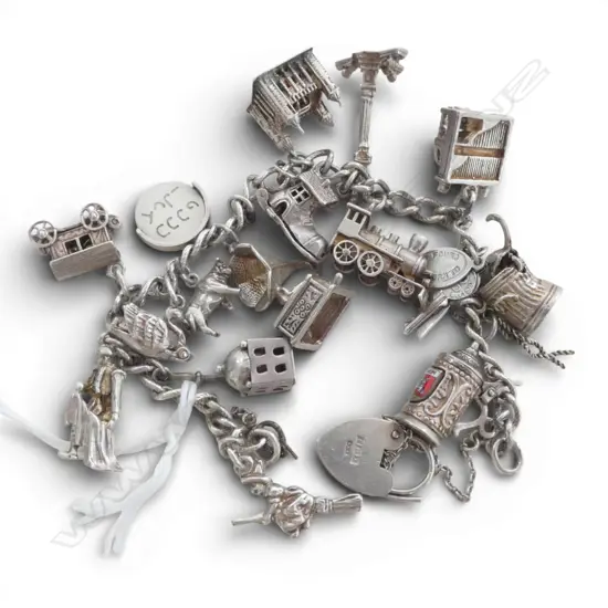 VINTAGE CURB LINK SILVER CHARM BRACELET 56gms