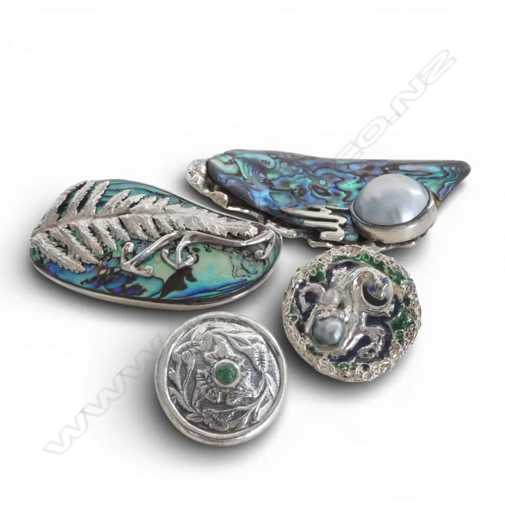 FOUR ORIGINAL SIMON MISDALE SILVER/PAUA/BLACK PEARL BROOCHES From Simon's estate Image 1++