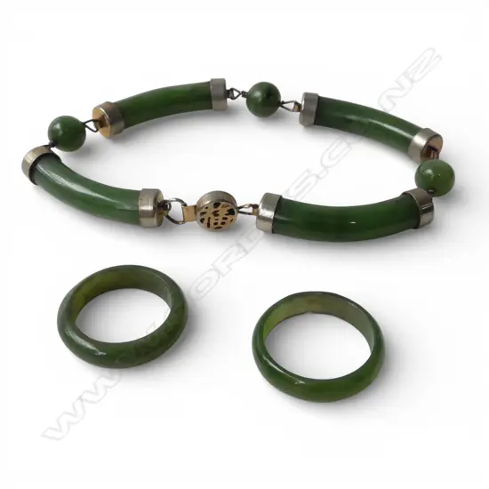 GREEN STONE BRACELET + 2 RINGS