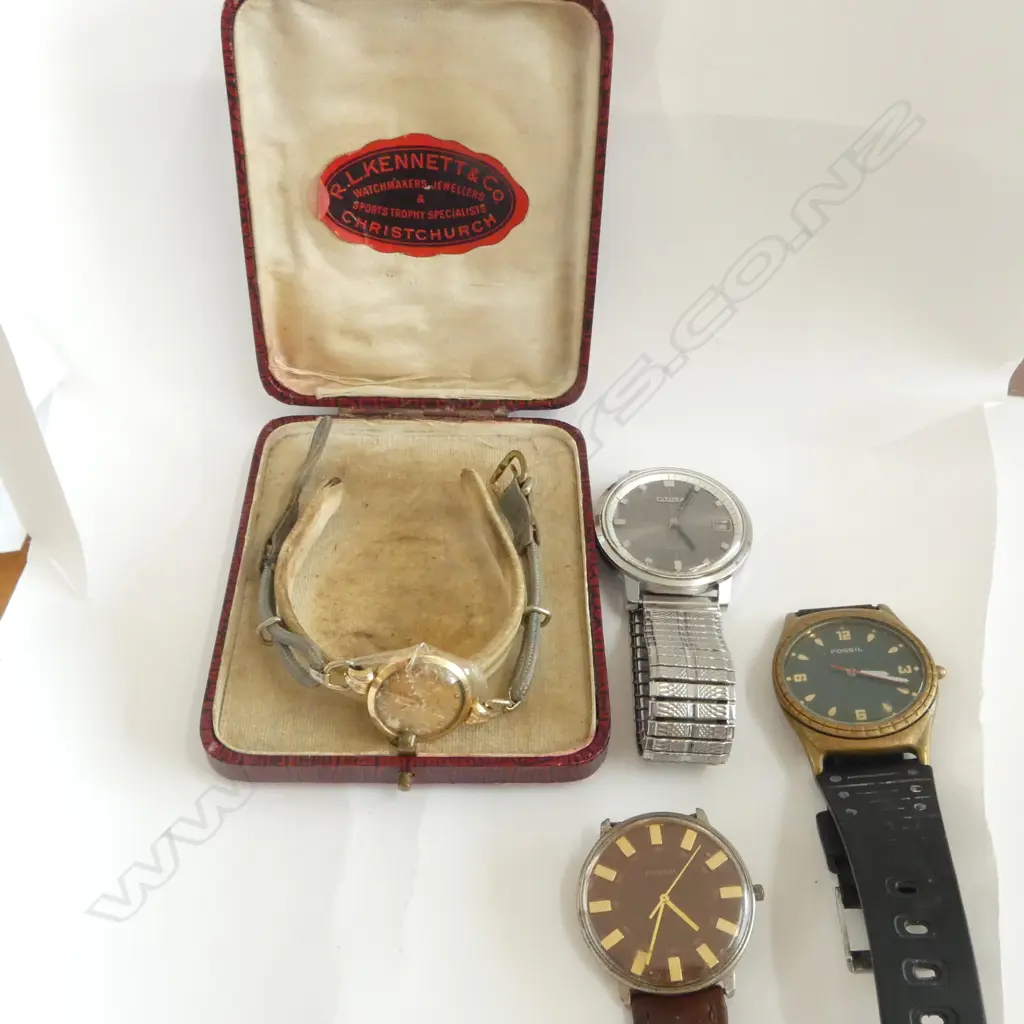 4 VINTAGE WATCHES; LADIES OMEGA, GENTS'S CITIZEN & 2 FOSSIL BRAND  Image 1++