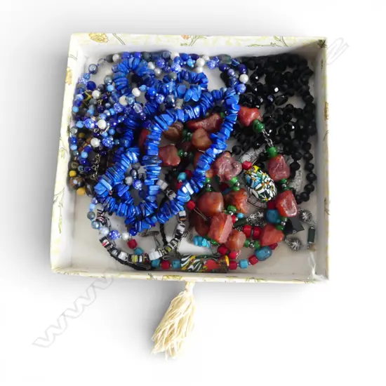COLLECTION OF NECKLACES; LAPIS, NATURAL STONE, JET BEADS, MURANO GLASS BUCKLE, ETC.