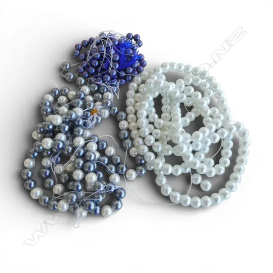 QTY STRUNG SHELL COATED PEARLS, WHITE, GREY & PURPLE