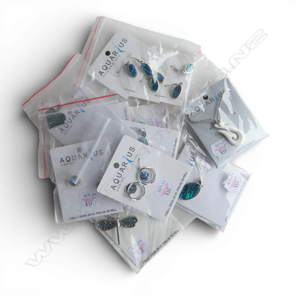 10 PCS CARDED PAUA SHELL JEWELLERY, new old stock Image 1++
