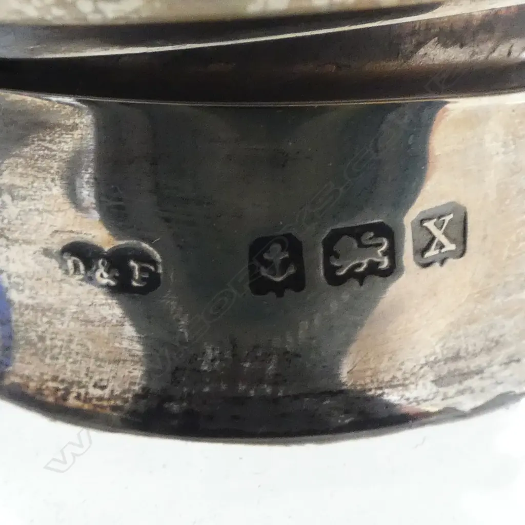 SILVER HINGED TOP GLASS PERFUME BOTTLE lid slightly squashed. Birmingham 1922. H.105mm.   Image 1++