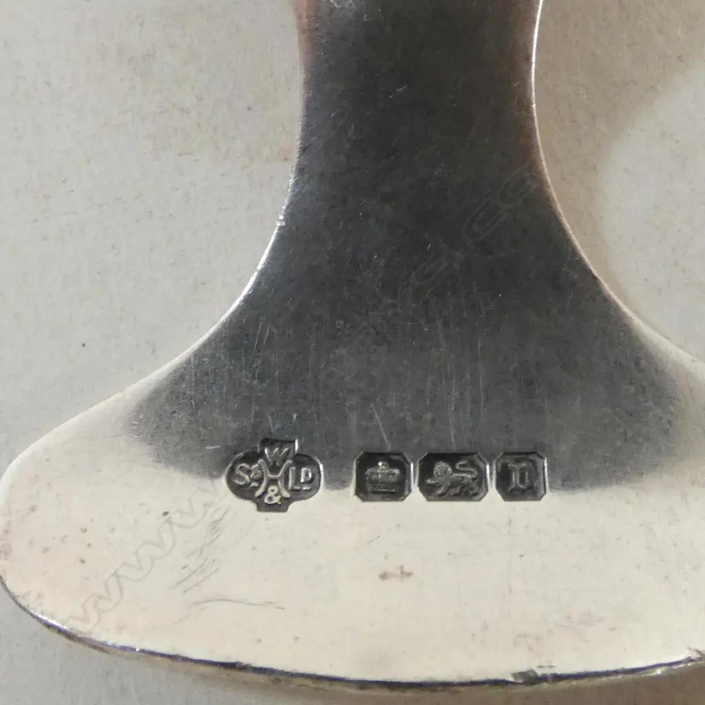 STG SILVER TEA CADDY SPOON, SHEFFIELD 1913, 12.48gms Image 1++