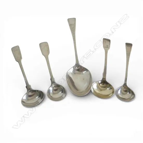 ASST. ENGLISH STG SILVER SPOONS 61 gms