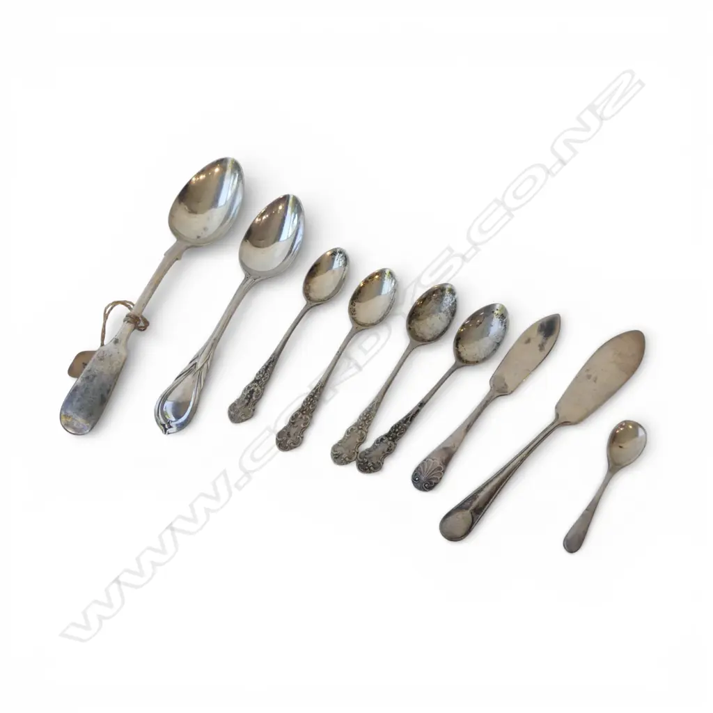 9 SILVER small cutlery ITEMS spoons + butter knives etc 98gms Image 1++