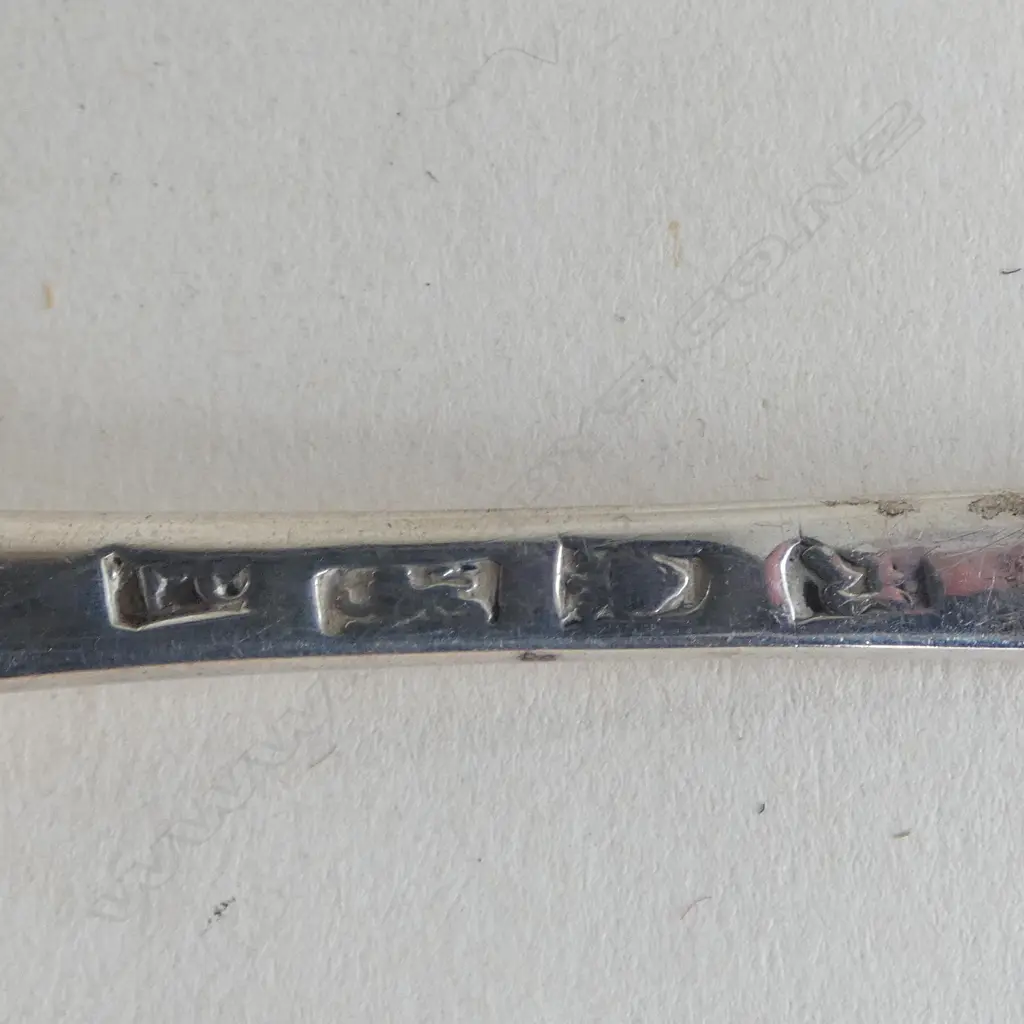 GEORGIAN SILVER BOTTOM MARKED TABLESPOON London 1772 by Thomas Chawner 58gms Image 1++