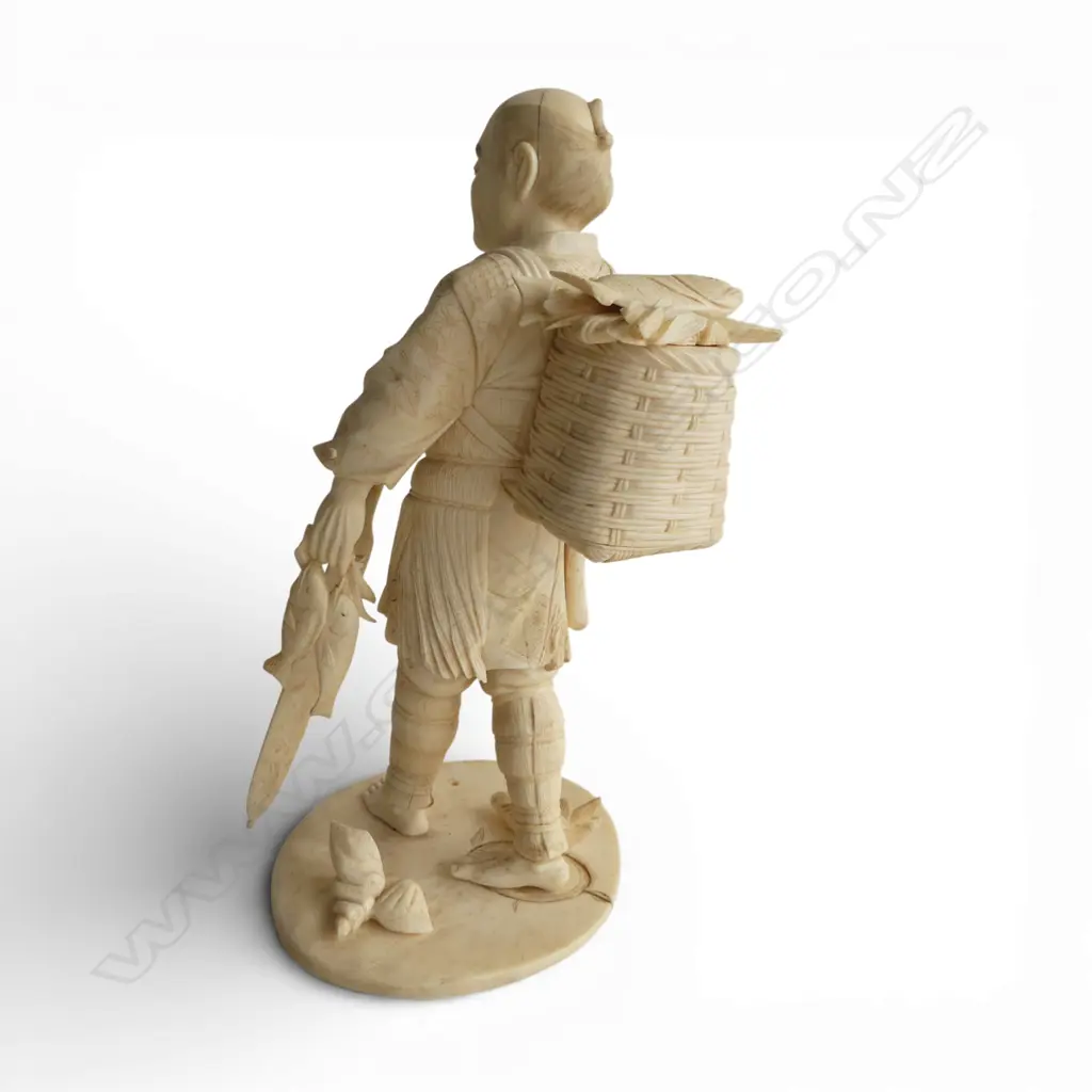 JAPANESE IVORY FISHERMAN FIGURE H.220mm SIGNED TO BASE. PIECES LOOSE Image 1++