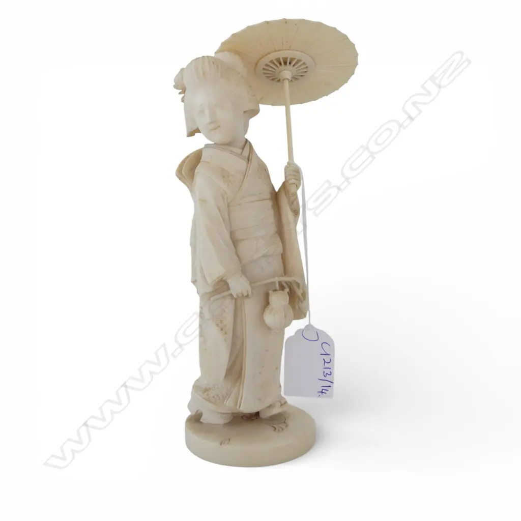JAPANESE IVORY FIGURE; WOMAN IN KIMONO w. PARASOL H.190mm SIGNED TO BASE Image 1++