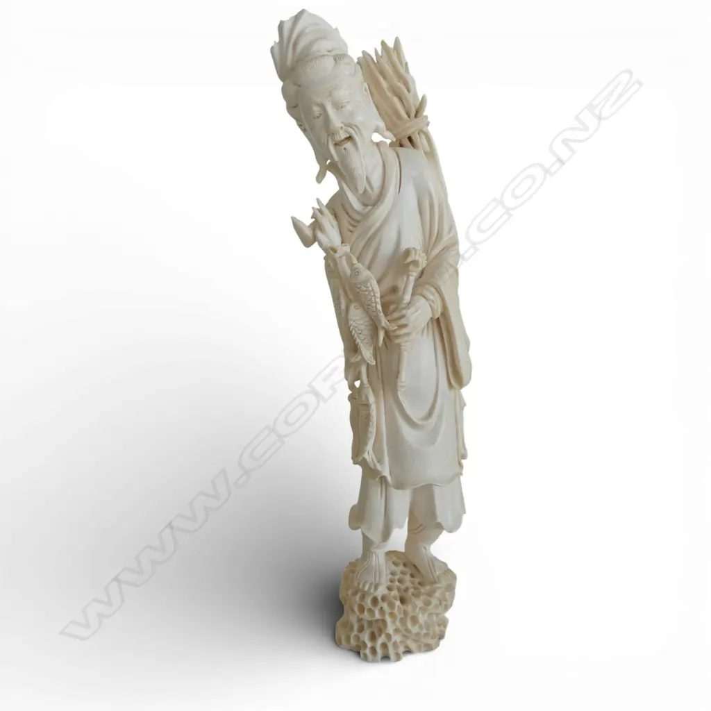 ORIENTAL IVORY FIGURE CARRYING FISH H.300mm Image 1++