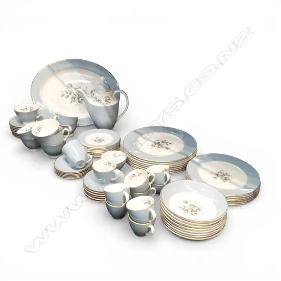 ROYAL DOULTON 'ROSE ELEGANS' PART DINNER SET; 8 DINNER PLATES ETC