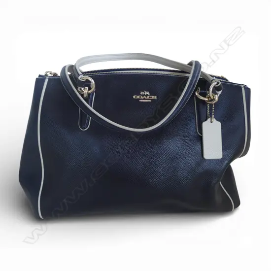 COACH HANDBAG W.400mm MADE IN VIETNAM