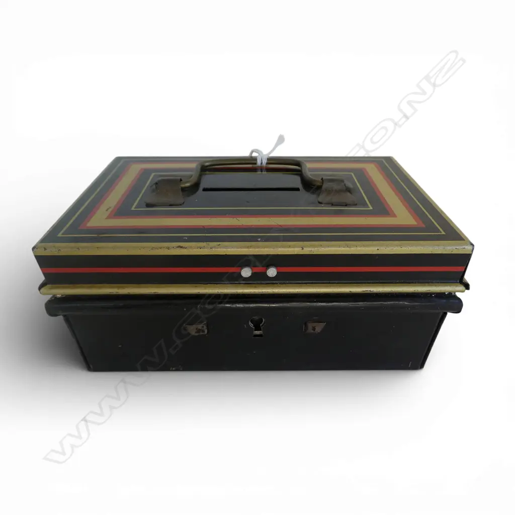 VINTAGE 'CHAD VALLEY' TIN MONEY BOX Image 1++