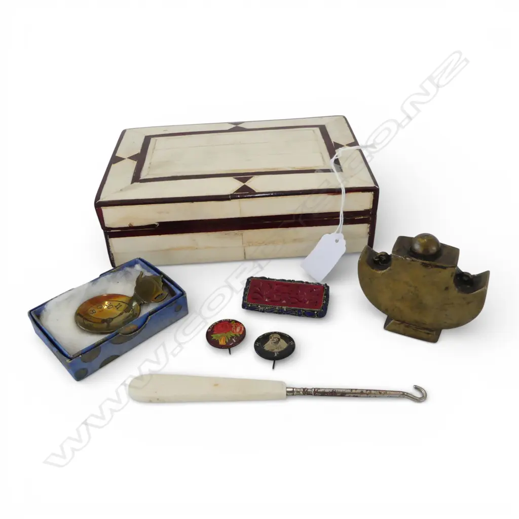 BONE & INLAID BOX with asst collectables inside Image 1++
