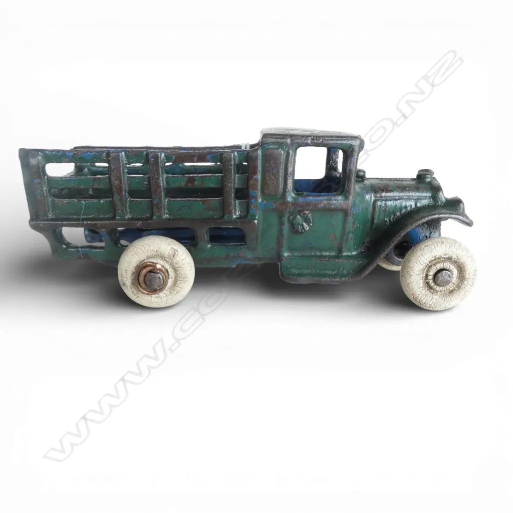 C.1930s ARCADE TOYS CAST IRON FORD STAKEBED TRUCK L.120mm Image 1++
