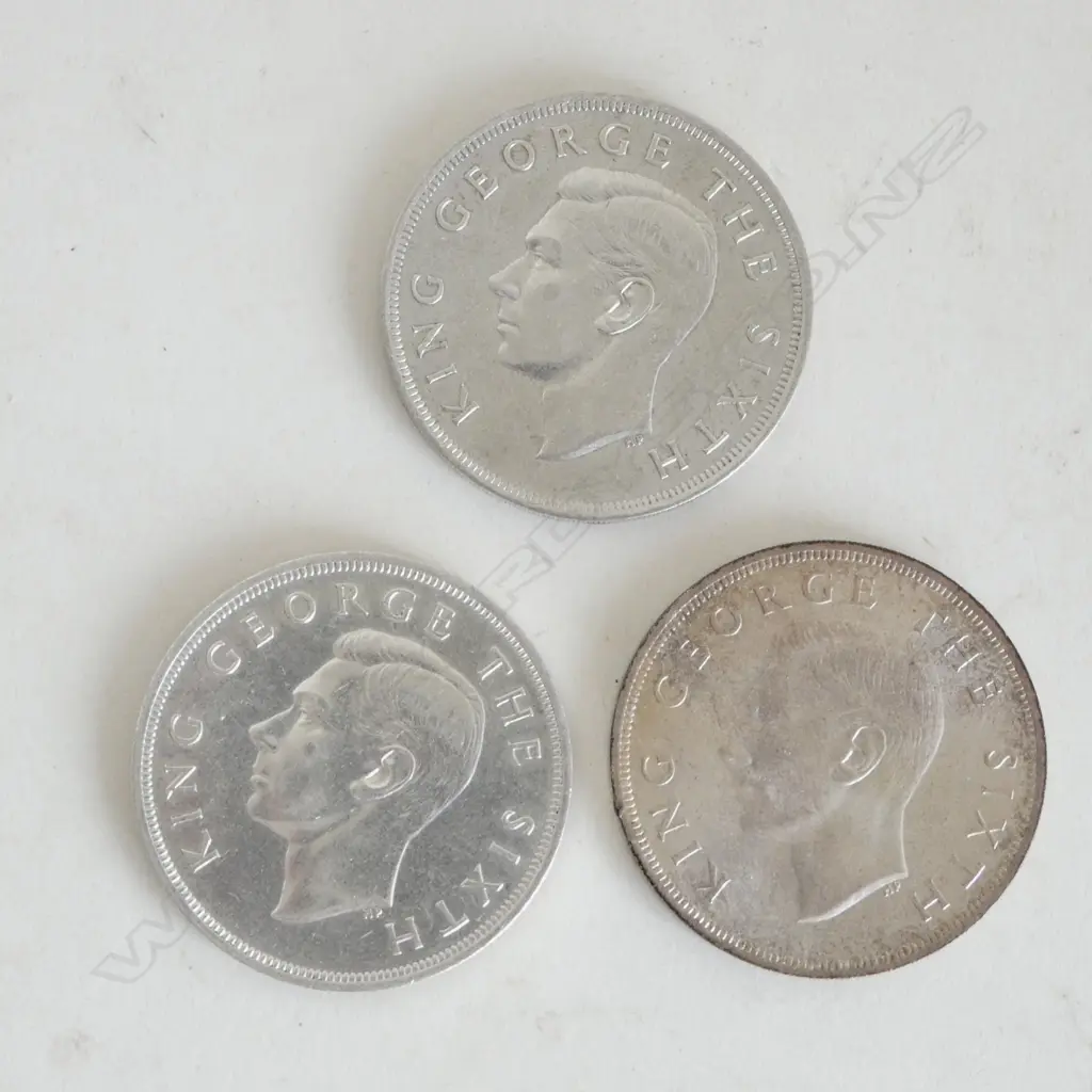 3 1949 NEW ZEALAND COMEMORATIVE ROYAL VISIT CROWN .500 SILVER COINS 84.66gms Image 1++