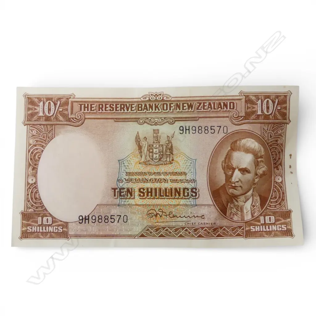 N.Z. 10 SHILLING FLEMMING BANK NOTE 9H988570... Image 1++