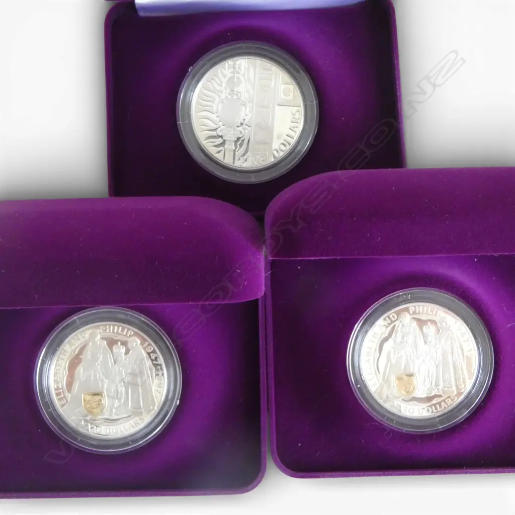 2 1997 50th GOLDEN ANN. .925 $20 COINS w. 22ct CAMEO 56.56gms TW + 2002 QE II GOLDEN JUB. .925 COIN w. 22ct FACE 28.28gm Image 1++