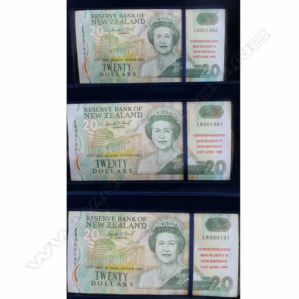 3 CASED SETS 1996 QUEENS 70th BIRTHDAY .925 SILVER COIN & $20 NOTE SETS same sequence numbers TOTAL SILVER 84.84gms Image 1++