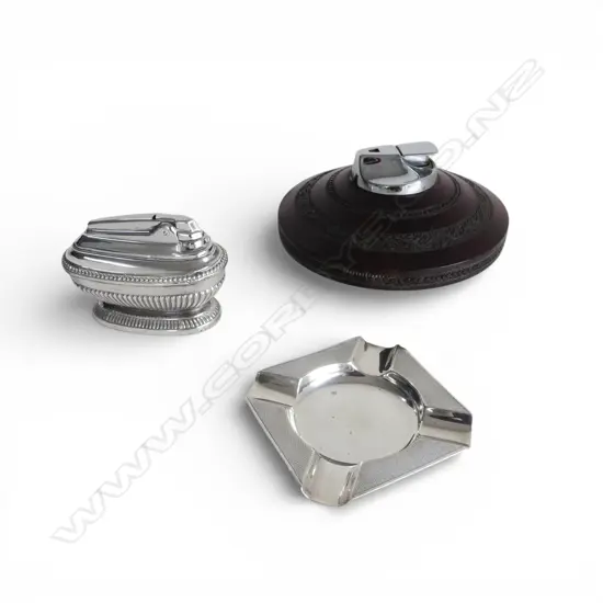 STG SILVER ASH TRAY, SHEFFIELD 1934 33gms + 2 RONSON TABLE LIGHTERS