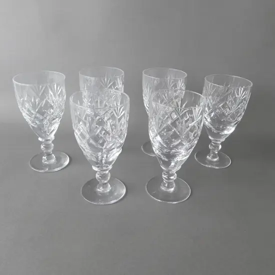 A SET OF SIX ENGLISH SHERRY GLASSES H.110MM