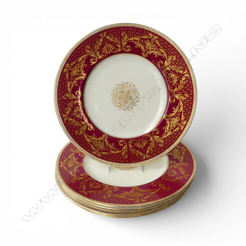 SET OF 6 SHELLEY CHINA GILT ON ROUGE DINNER PLATES Image 1++