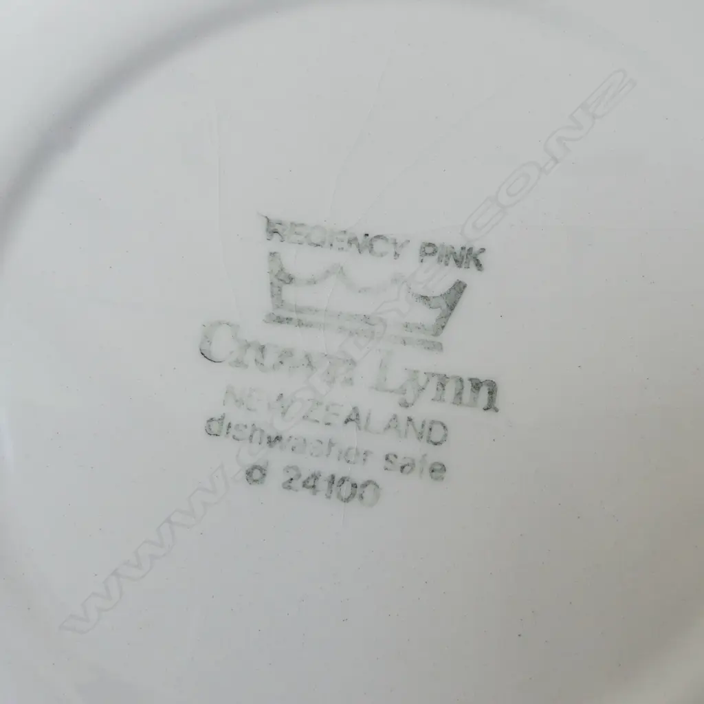 ASST. CROWN LYNN 'REGENCY PINK' Image 1++