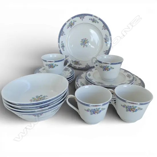 ASST. ROYAL DOULTON 'COTSWOLD' TEA/DINNER CHINA