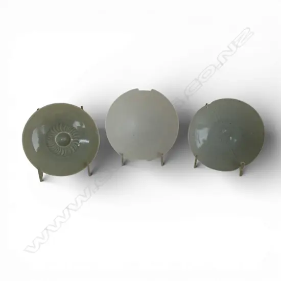 3 FINE CERAMIC DISHES, Dia.120mm